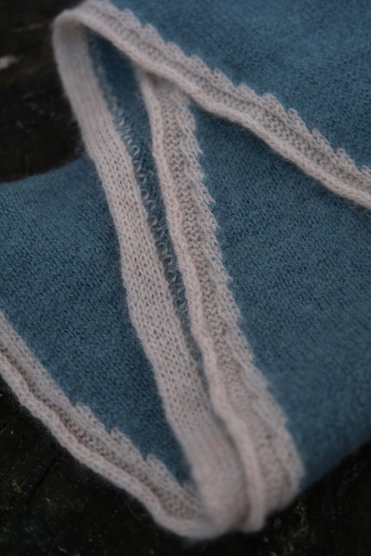 Cashmere Spindle Scarf Airforce Blue