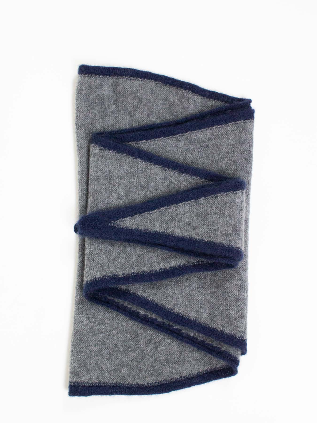 Cashmere Spindle Scarf Grey
