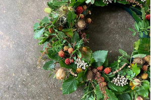 How to Make a Foraged Autumn Wreath