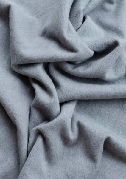 Lambswool Oversized Scarf Light Grey