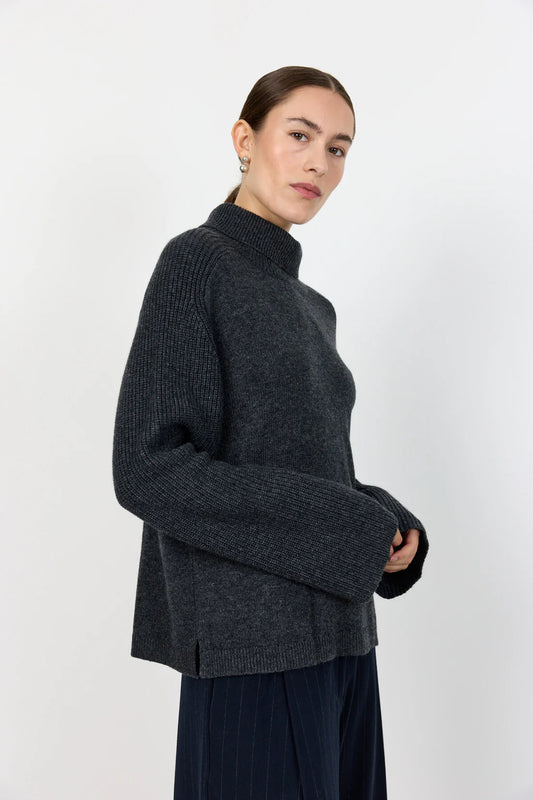 Levete Knit Dark Grey