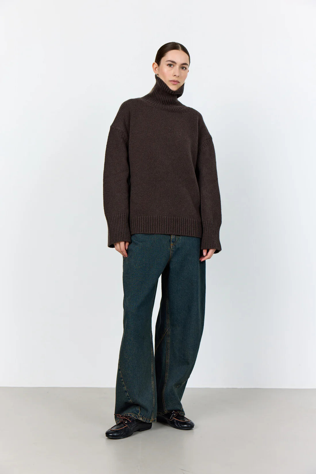 Leveté Room Pullover Chocolate