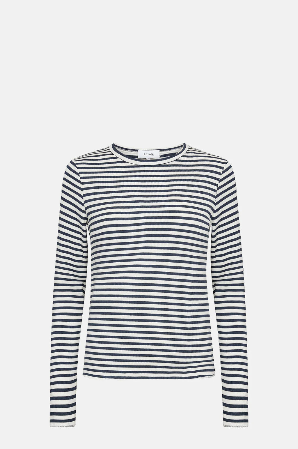 Levetē Room Ika Tee